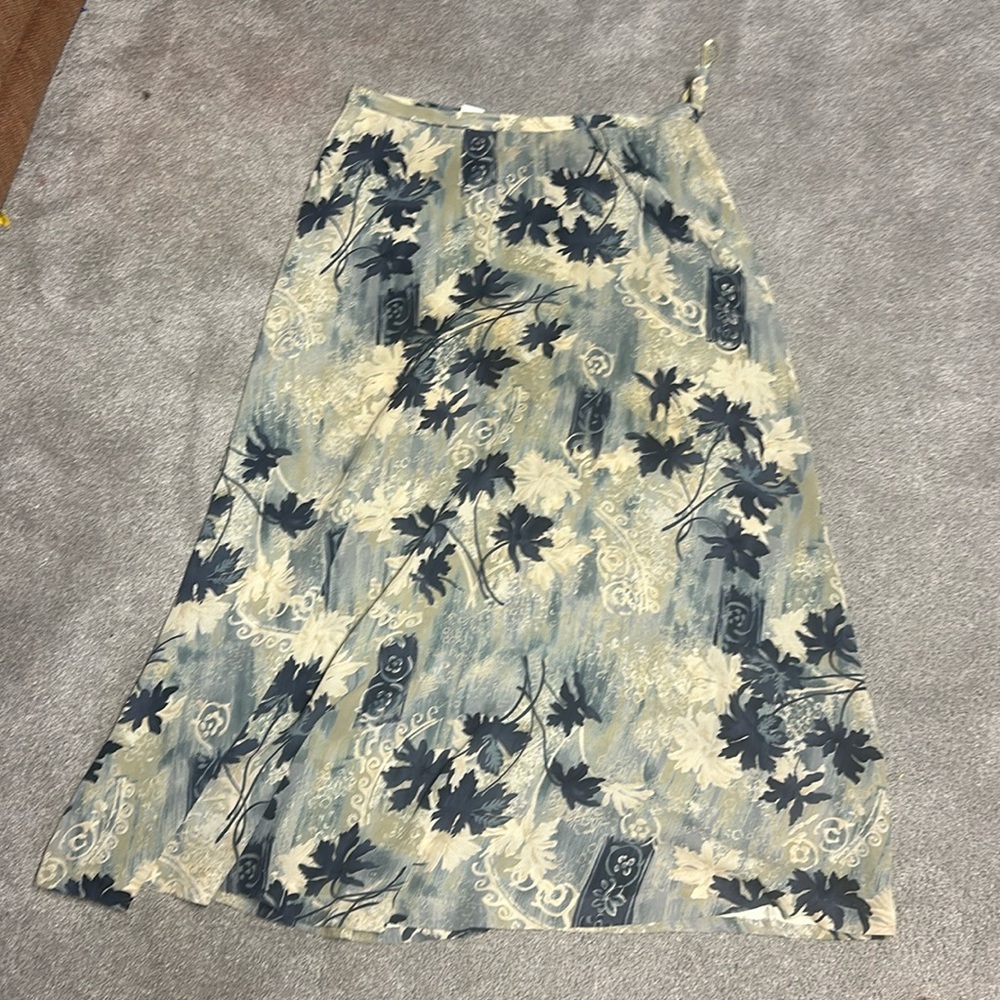 Rena Rowan flowy leaf skirt girls size 14